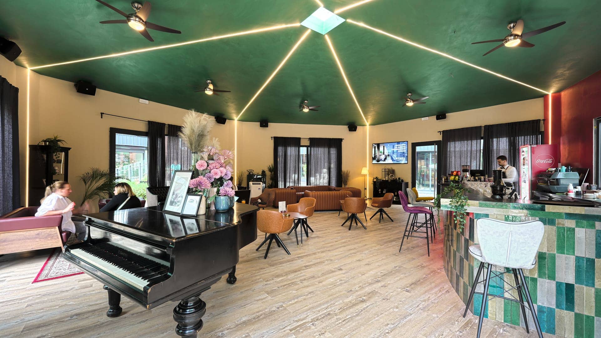 Private event space 5