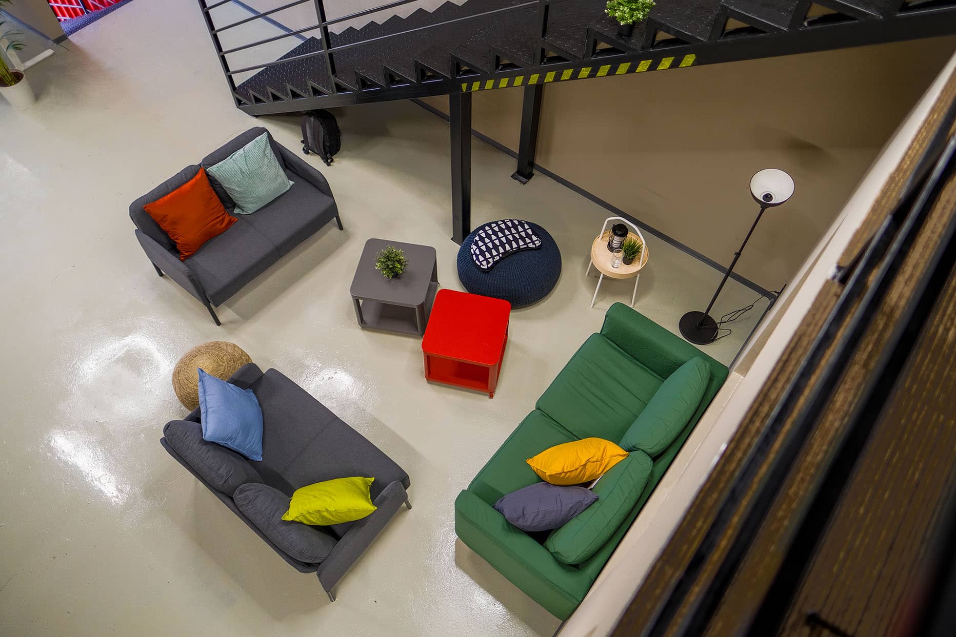 OwnDesk Premium workspace